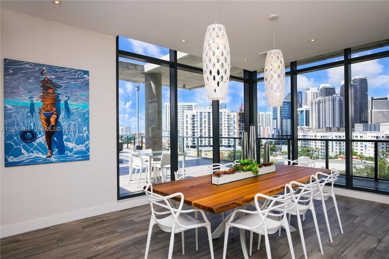 201 SW 17th Rd, Unit 303, Miami, FL 33129 Photo