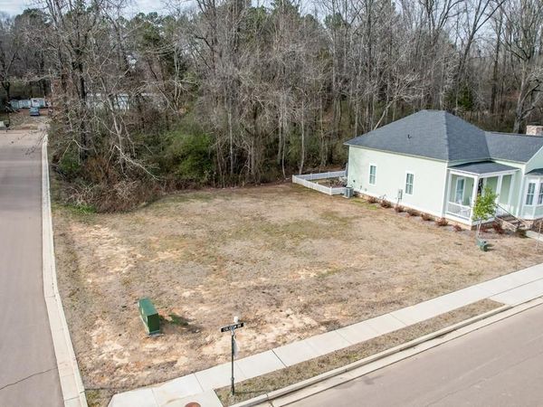 1118 Coliseum, Taylor, MS 38673