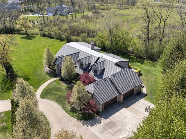 1630 Ridge Road, Highland Park, IL 60035