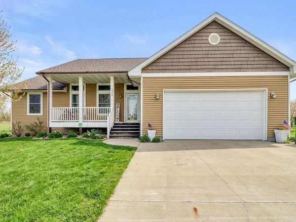 302 Chicago Avenue, Breckenridge, MN 56520