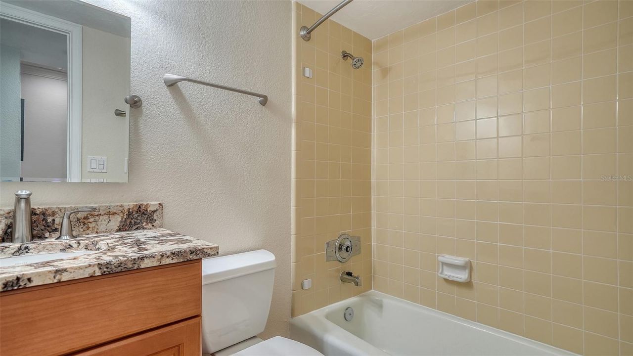 1100 Imperial Drive, Unit 608, Sarasota, FL 34236 Photo