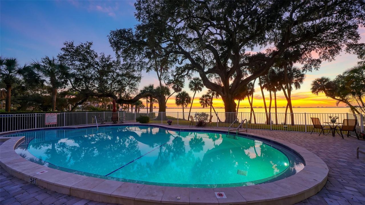 1100 Imperial Drive, Unit 608, Sarasota, FL 34236 Photo