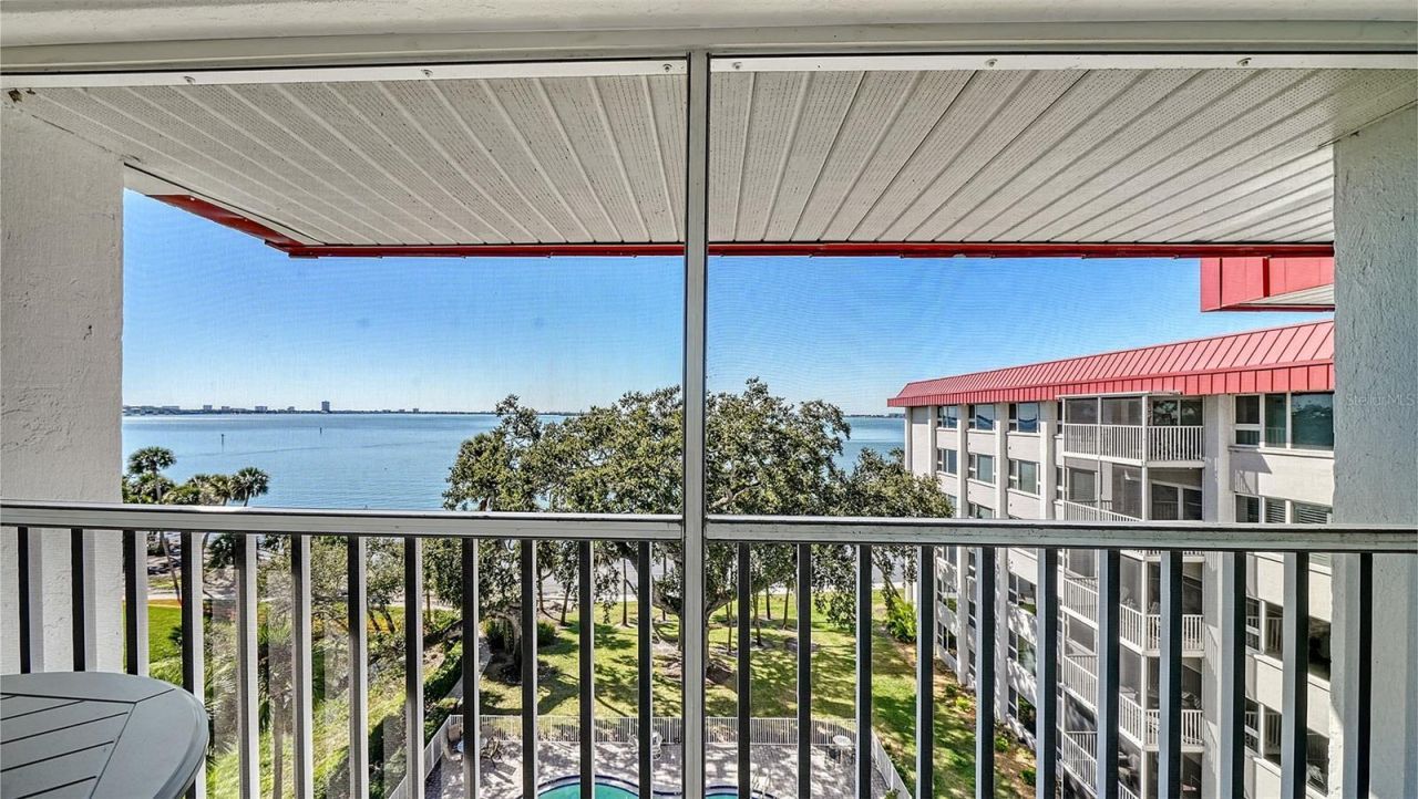 1100 Imperial Drive, Unit 608, Sarasota, FL 34236 Photo