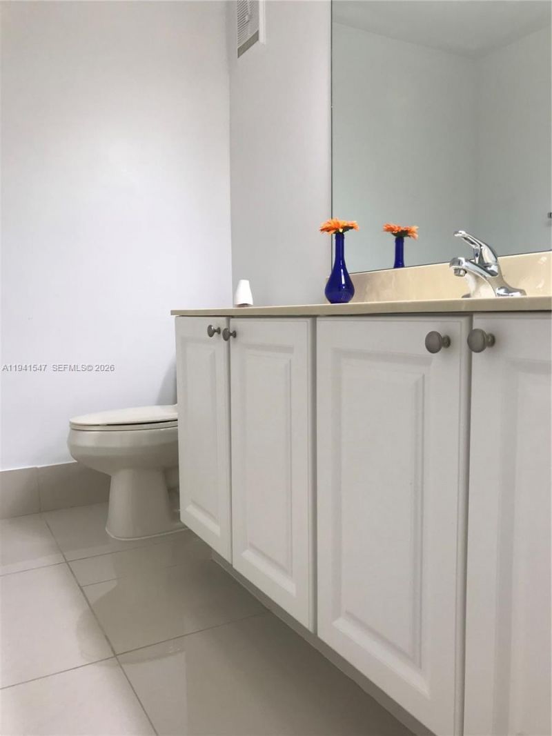 Please Call For Address, Unit 302, Plantation, FL 33324 Photo