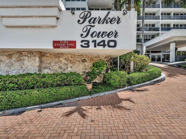 3140 S Ocean Dr , Unit 206, Hallandale Beach, FL 33009