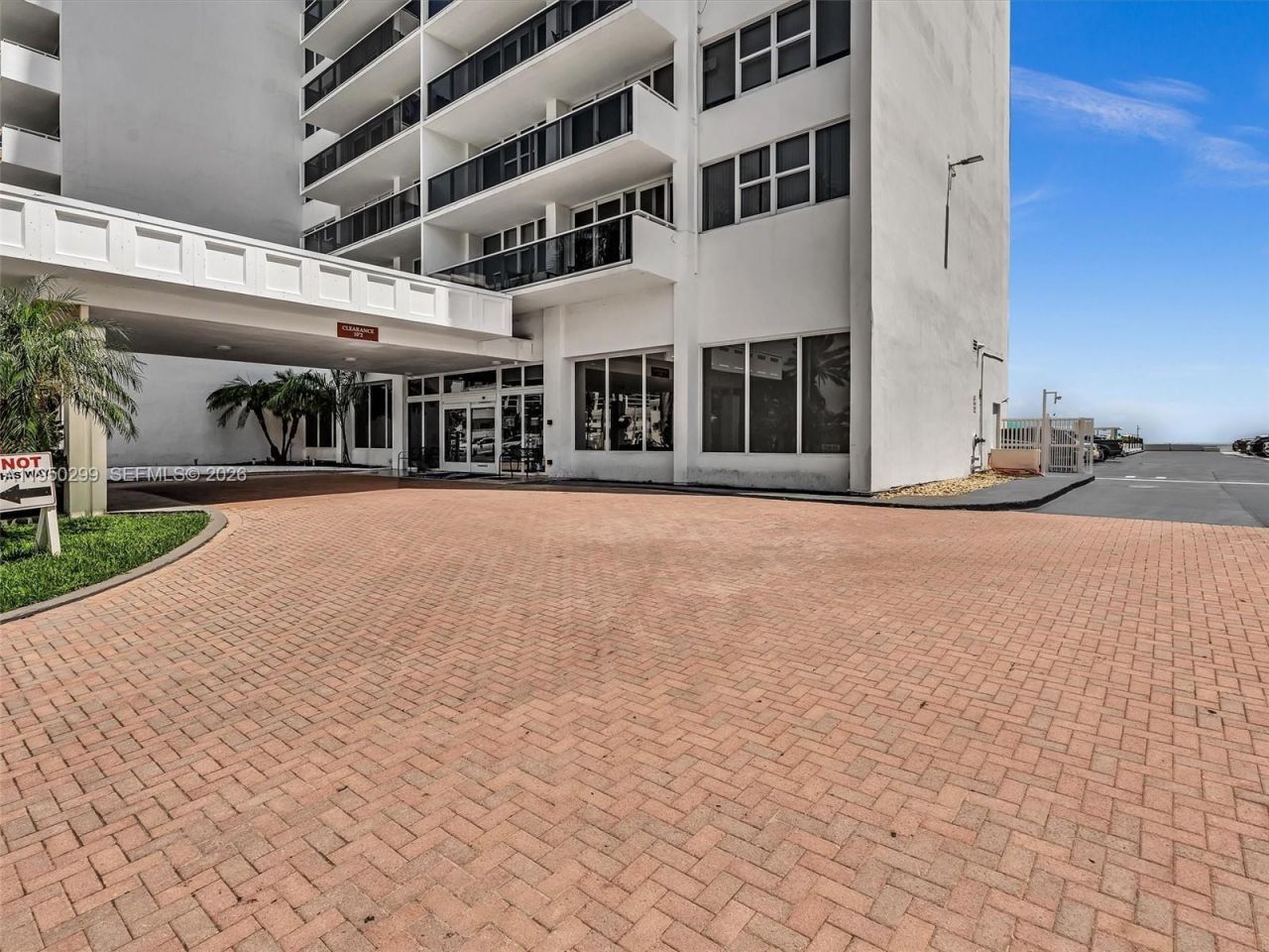 3140 S Ocean Dr , Unit 206, Hallandale Beach, FL 33009 Photo