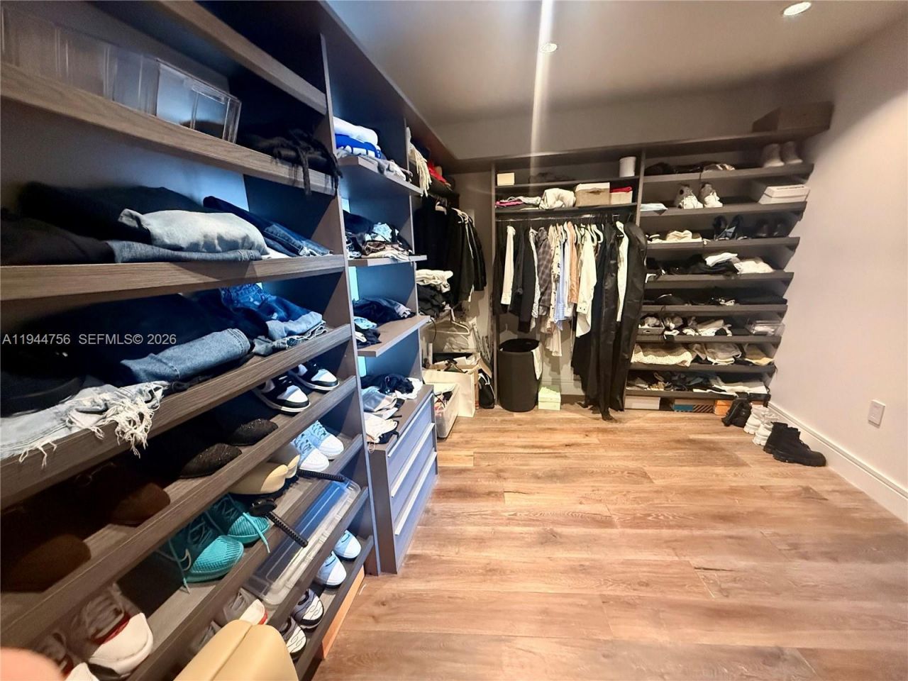 3300 NE 188th St, Unit 917, Aventura, FL 33180 Photo