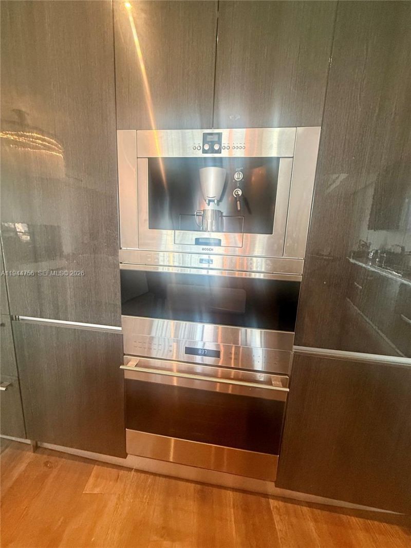 3300 NE 188th St, Unit 917, Aventura, FL 33180 Photo