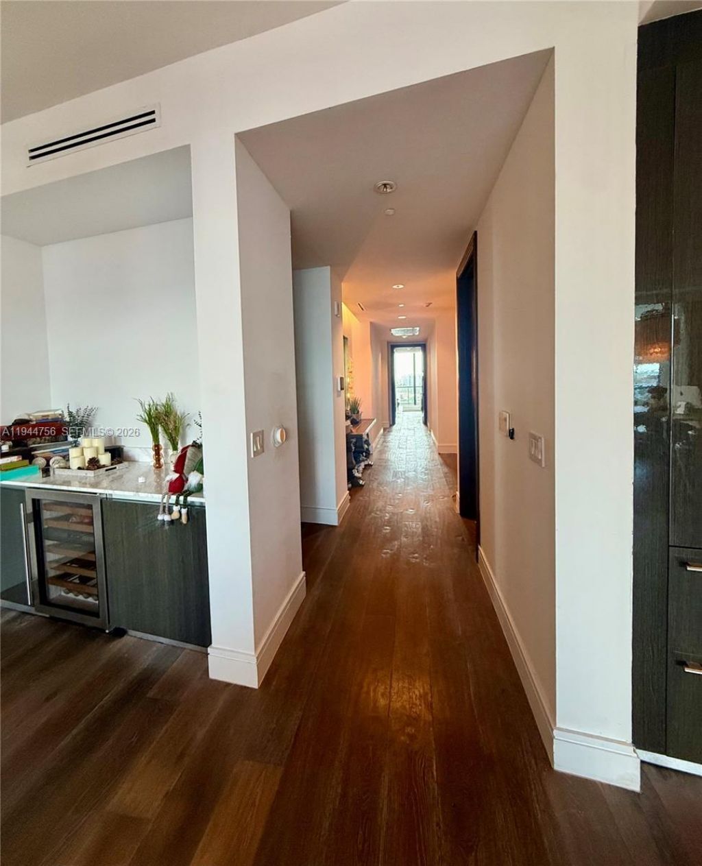 3300 NE 188th St, Unit 917, Aventura, FL 33180 Photo