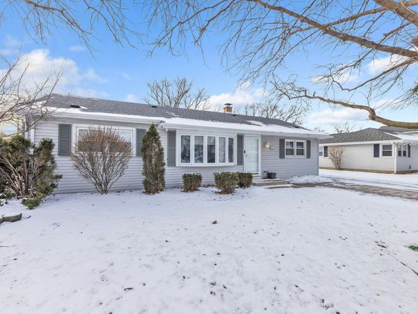 8014 MOBILE Avenue, Burbank, IL 60459