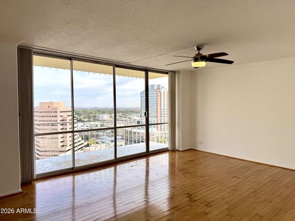 207 W CLARENDON Avenue, Unit 17G, Phoenix, AZ 85013