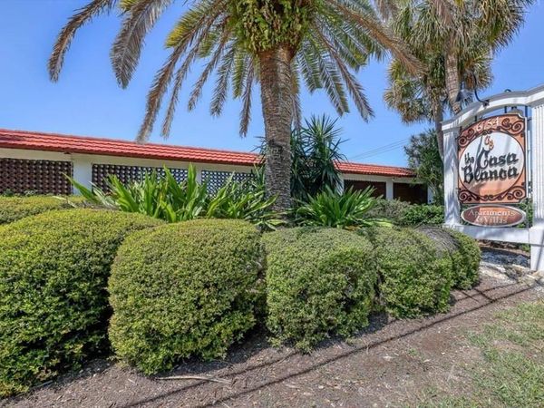 6154 MIDNIGHT PASS ROAD, Unit 104, SARASOTA, FL 34242