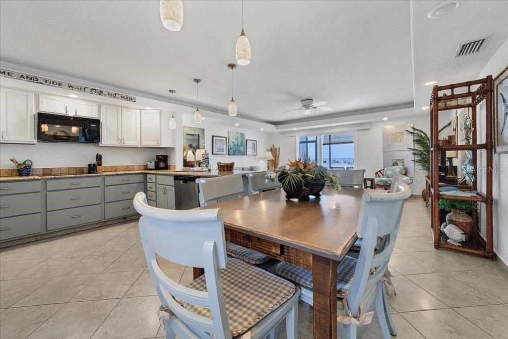 6154 Midnight Pass Road, Unit 104, Sarasota, FL 34242 Photo