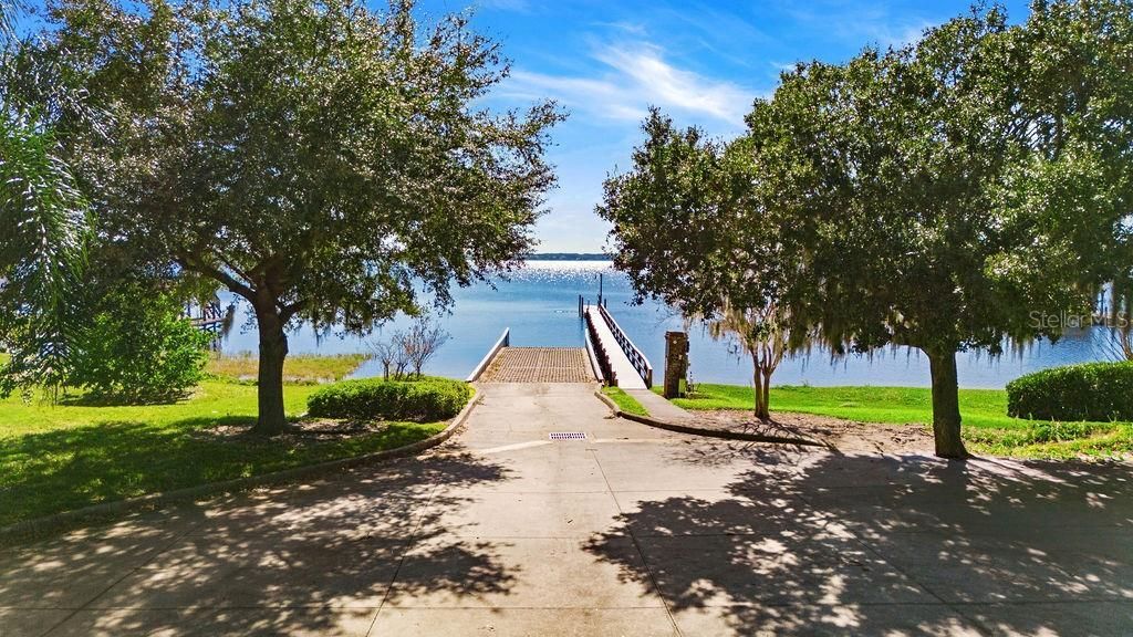 570 Johns Landing Way, Oakland, FL 34787 Photo