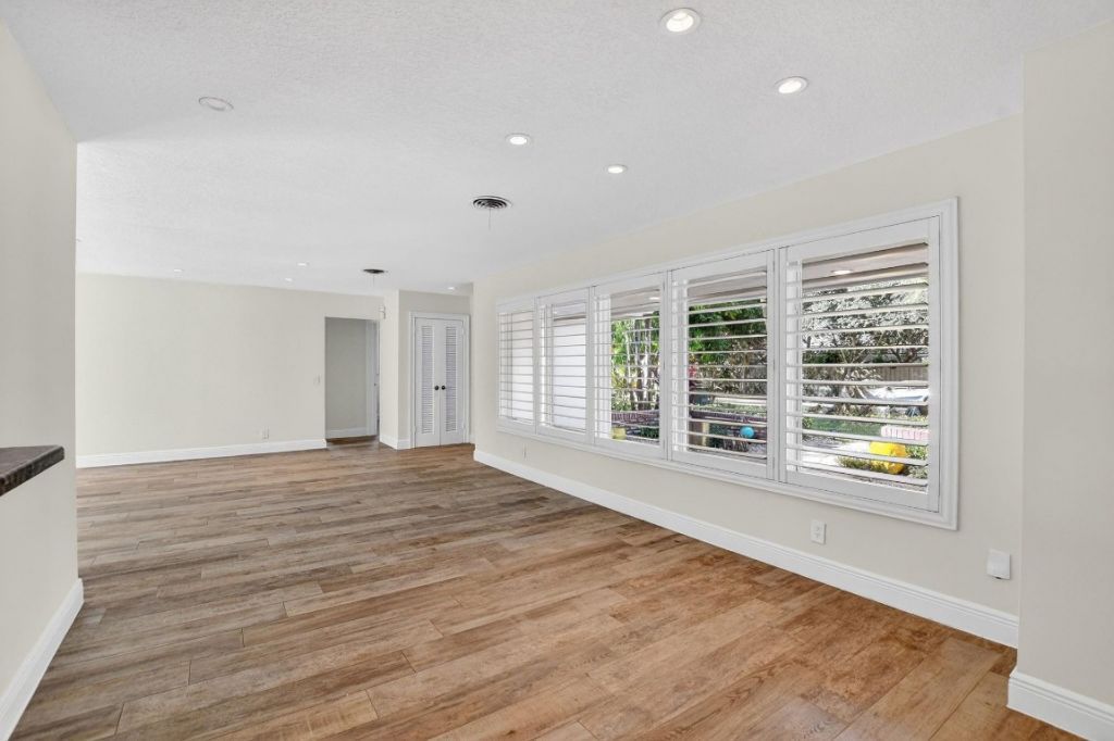 100 SW 8th Ave, Boca Raton, FL 33486 Photo