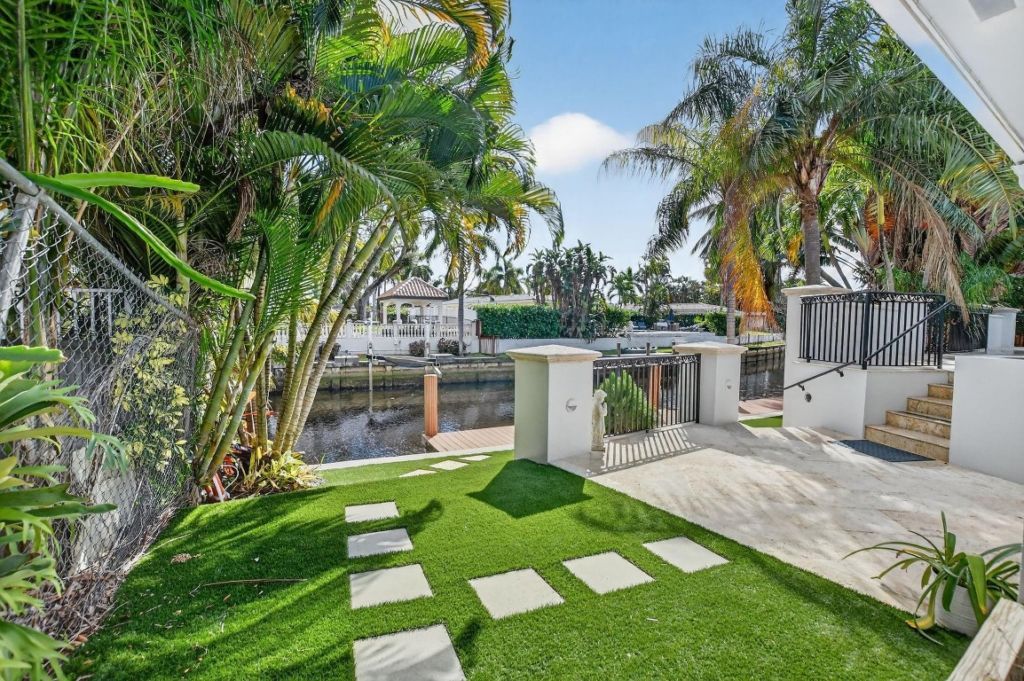 100 SW 8th Ave, Boca Raton, FL 33486 Photo