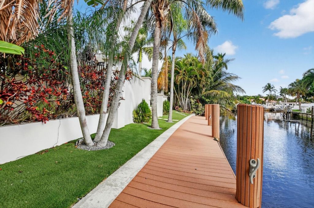 100 SW 8th Ave, Boca Raton, FL 33486 Photo