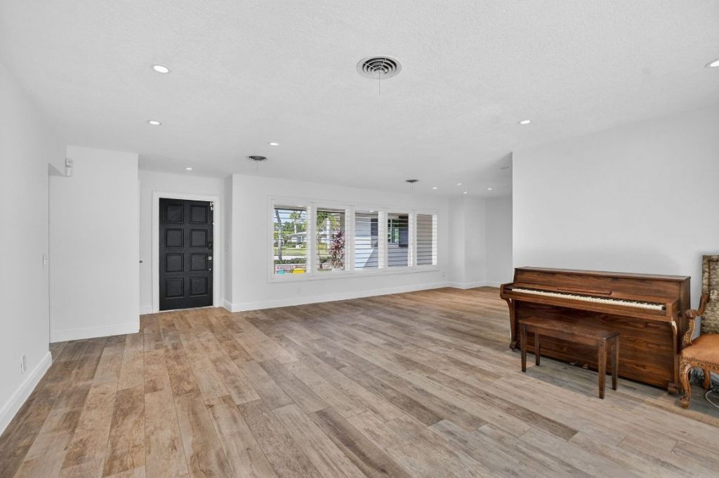 100 SW 8th Ave, Boca Raton, FL 33486 Photo