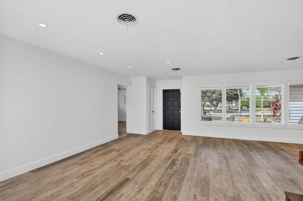 100 SW 8th Ave, Boca Raton, FL 33486 Photo