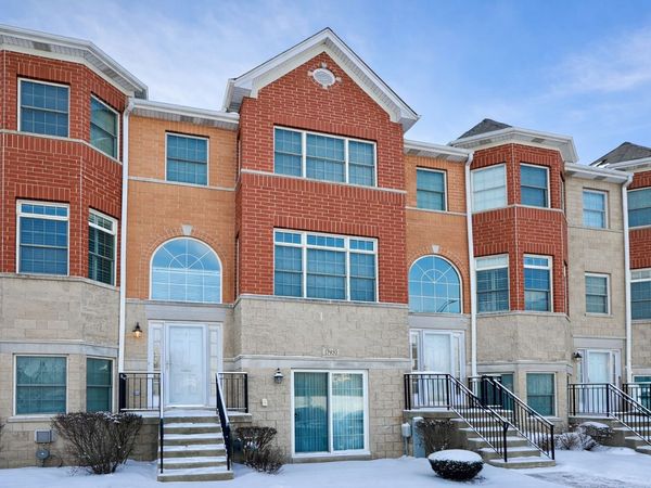 17950 Fountain Circle, Orland Park, IL 60467