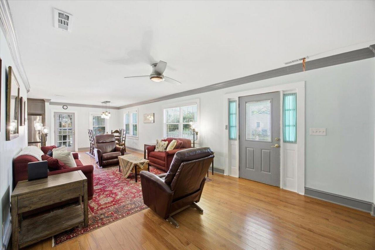 1309 N Edgewater Drive Photo 20