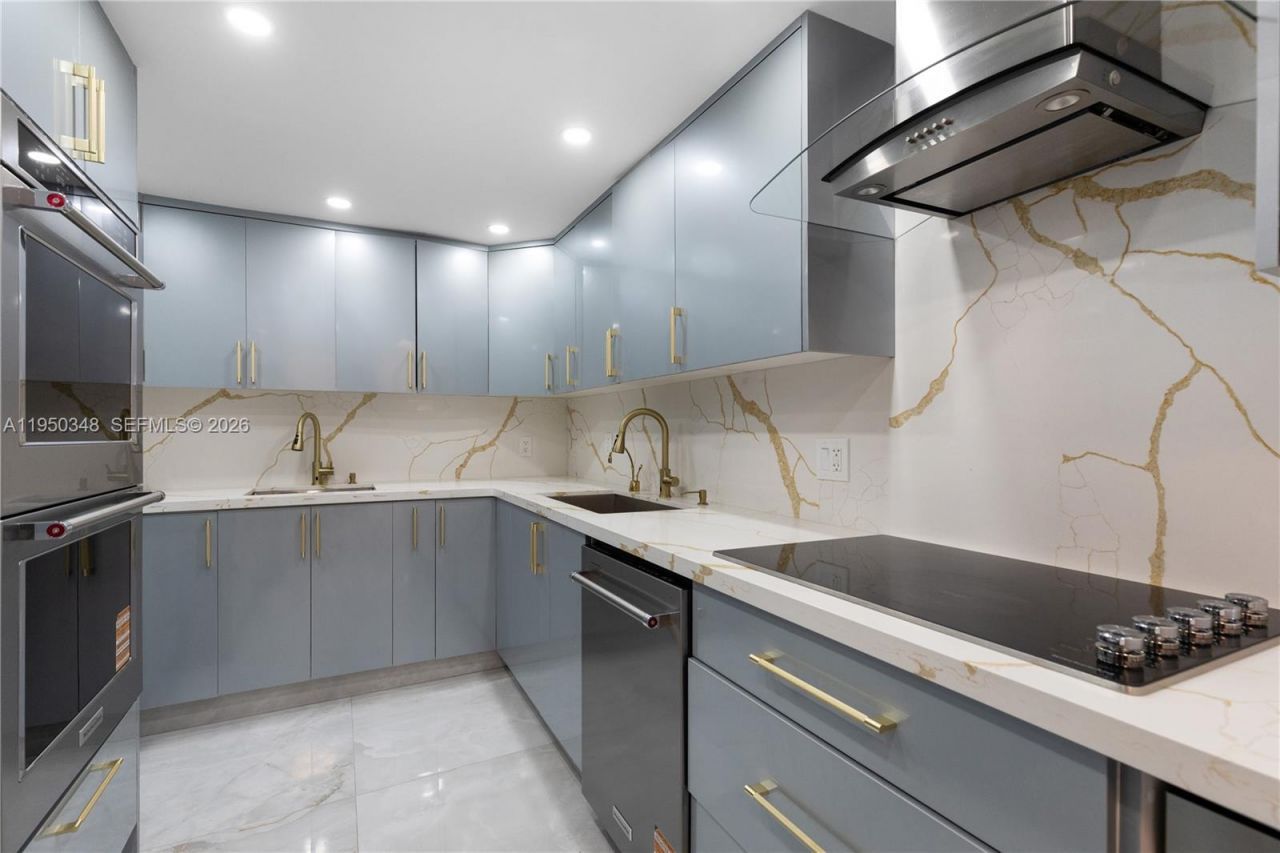 1880 S Ocean Dr, Unit PH1, Hallandale Beach, FL 33009 Photo