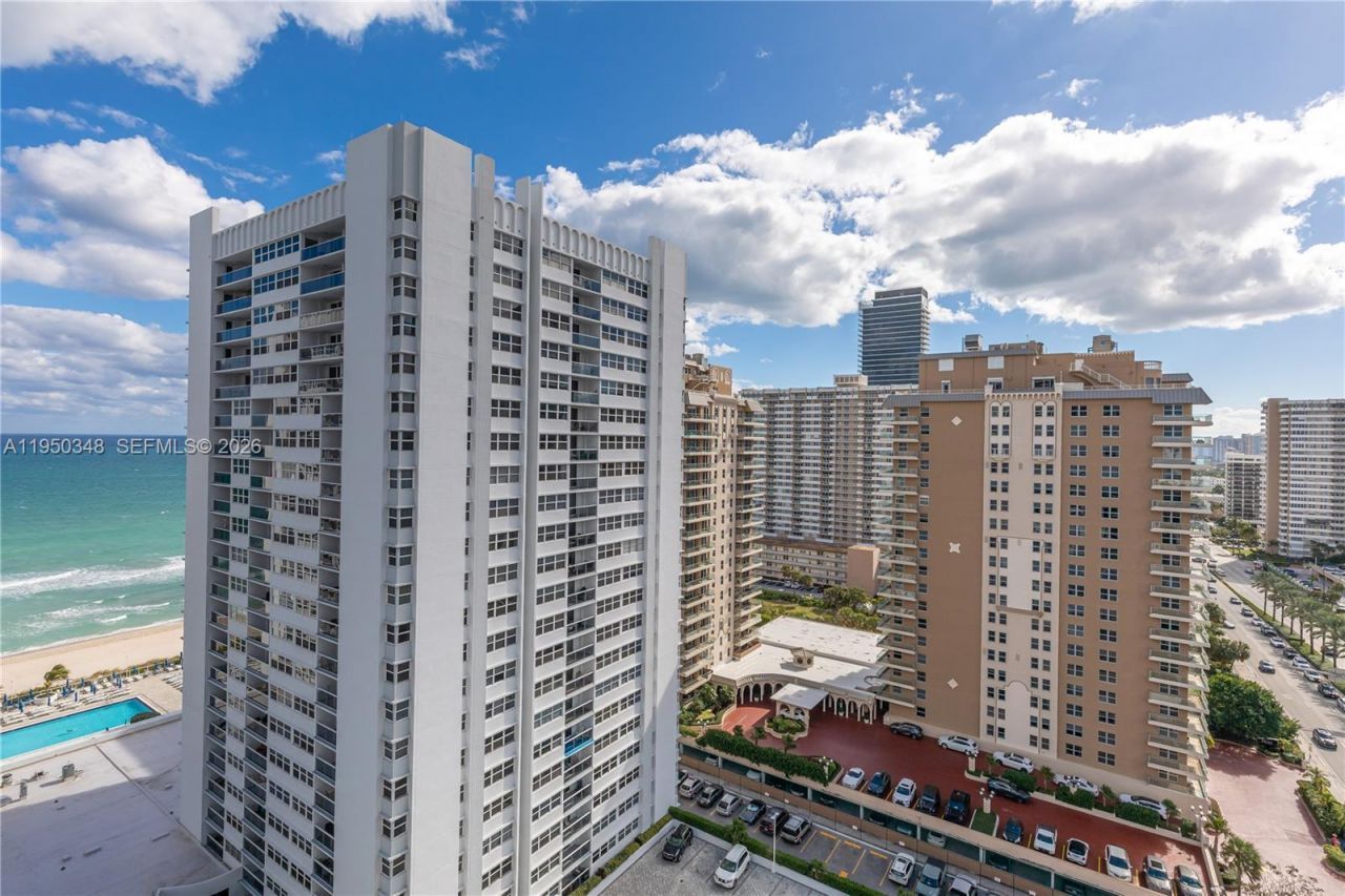 1880 S Ocean Dr, Unit PH1, Hallandale Beach, FL 33009 Photo