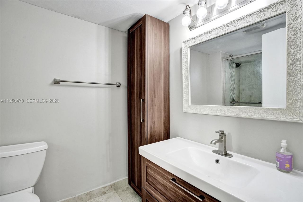 9451 Live Oak Pl, Unit 102, Davie, FL 33324 Photo