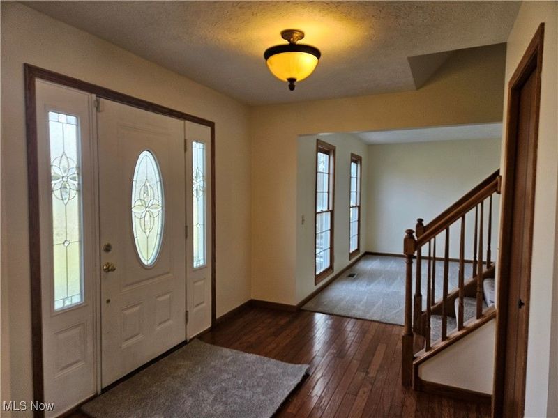 496 Helena Drive, Tallmadge, OH 44278 Photo 2