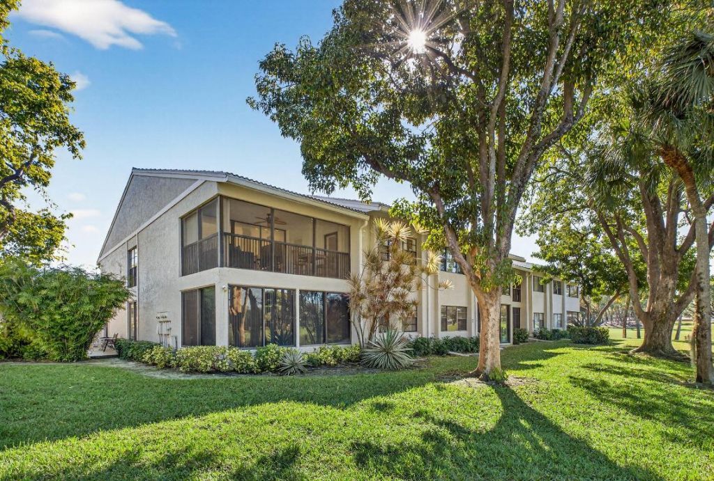 61 Eastgate Drive, Unit H, Boynton Beach, FL 33436 Photo