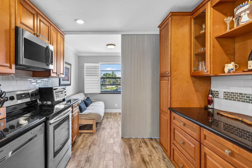 61 Eastgate Drive, Unit H, Boynton Beach, FL 33436 Photo