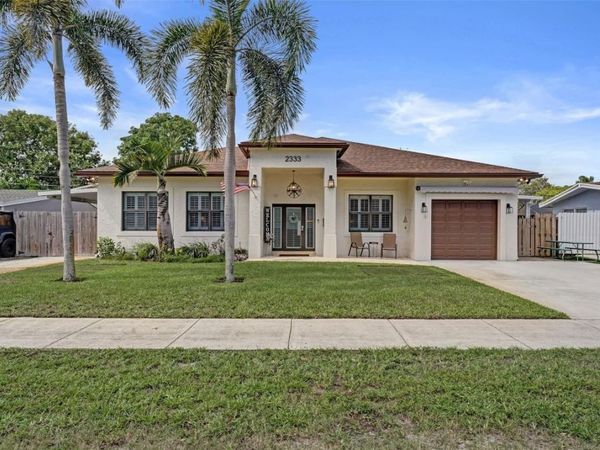 2333 SW 34th Ter, Fort Lauderdale, FL 33312