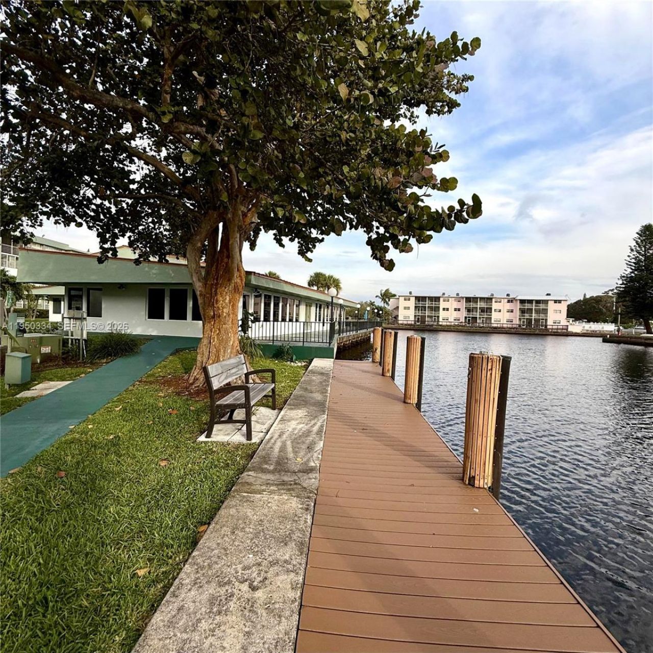 2771 Taft St, Unit 411, Hollywood, FL 33020 Photo