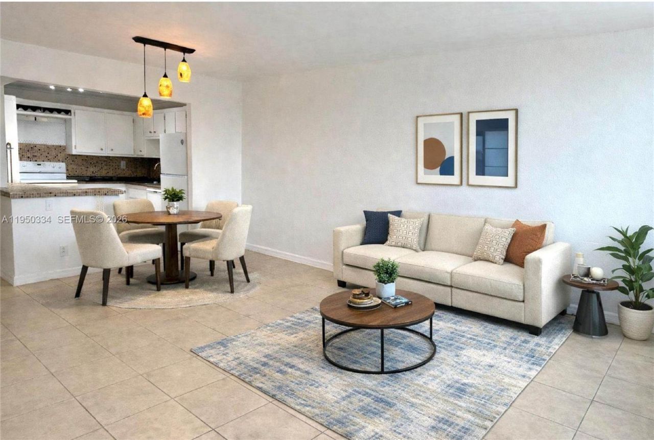 2771 Taft St, Unit 411, Hollywood, FL 33020 Photo