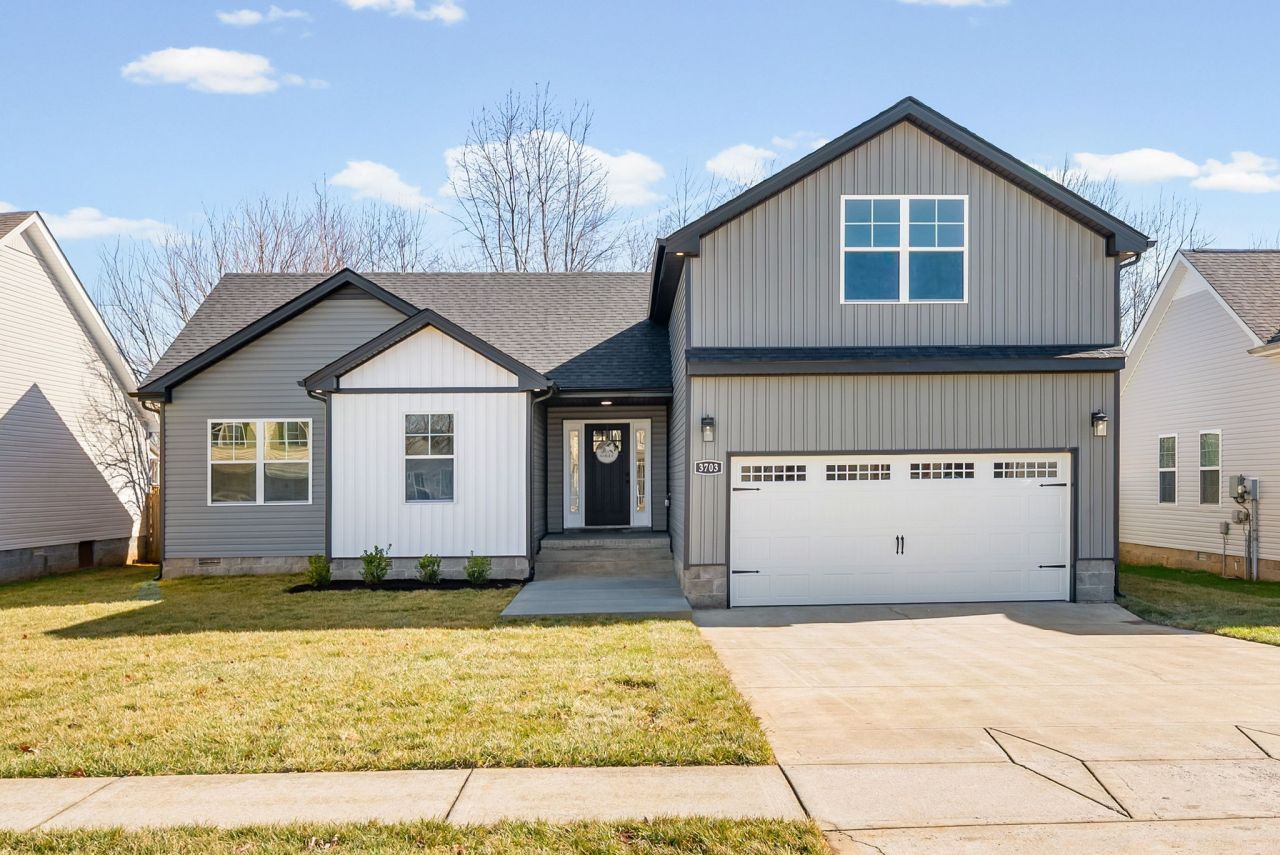 3703 Cindy Jo Dr S, Clarksville, TN 37040 Main Photo