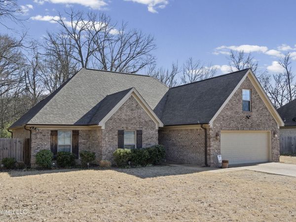 115 Fairway Drive, Senatobia, MS 38668