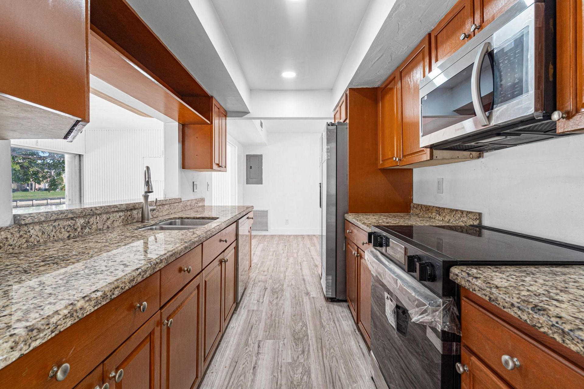 7007 NW 64th Street, Tamarac, FL 33321 Photo