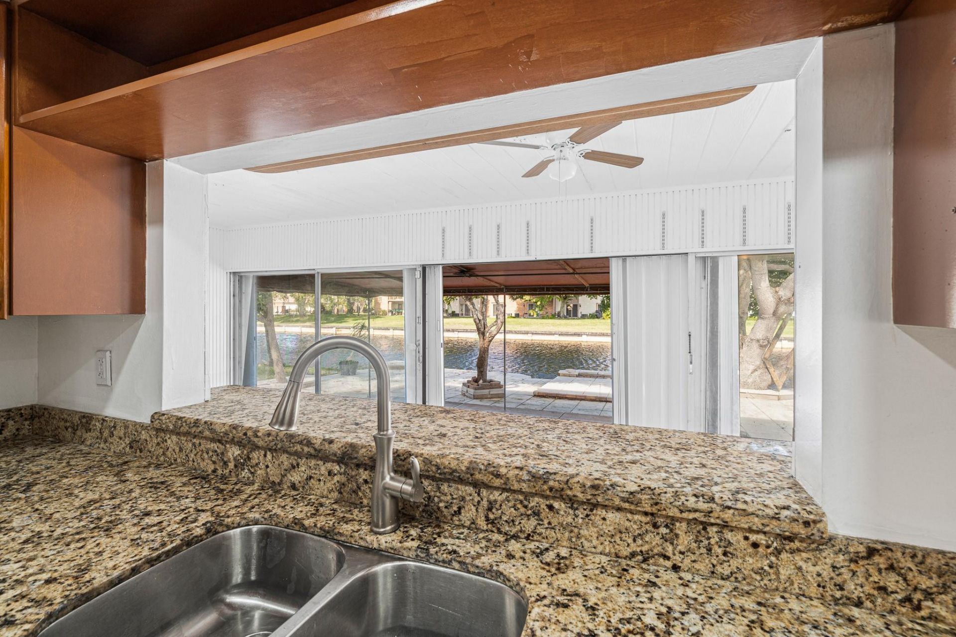 7007 NW 64th Street, Tamarac, FL 33321 Photo