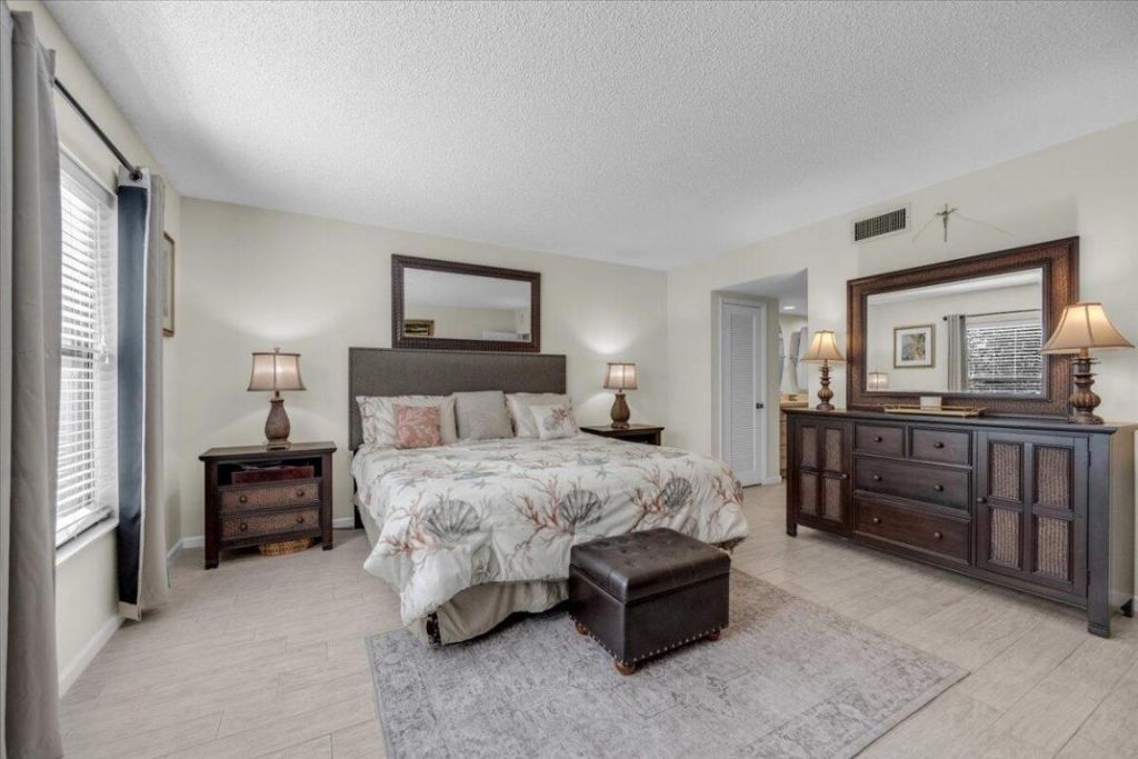 300 N Highway A1a, Unit 305i, Jupiter, FL 33477 Photo