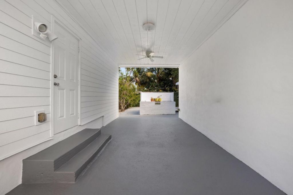 640 Forest Hill Boulevard, West Palm Beach, FL 33405 Photo