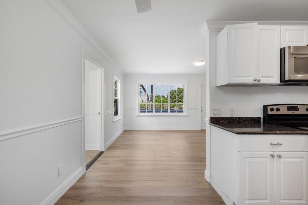 640 Forest Hill Boulevard, West Palm Beach, FL 33405 Photo