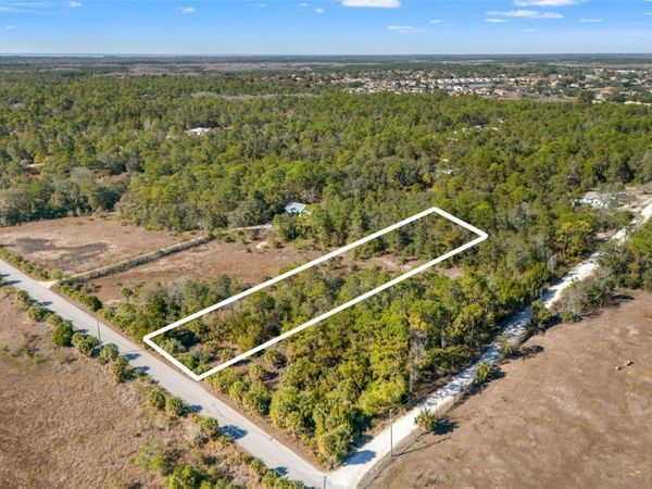 9287 LONG LAKE AVENUE, WEEKI WACHEE, FL 34613