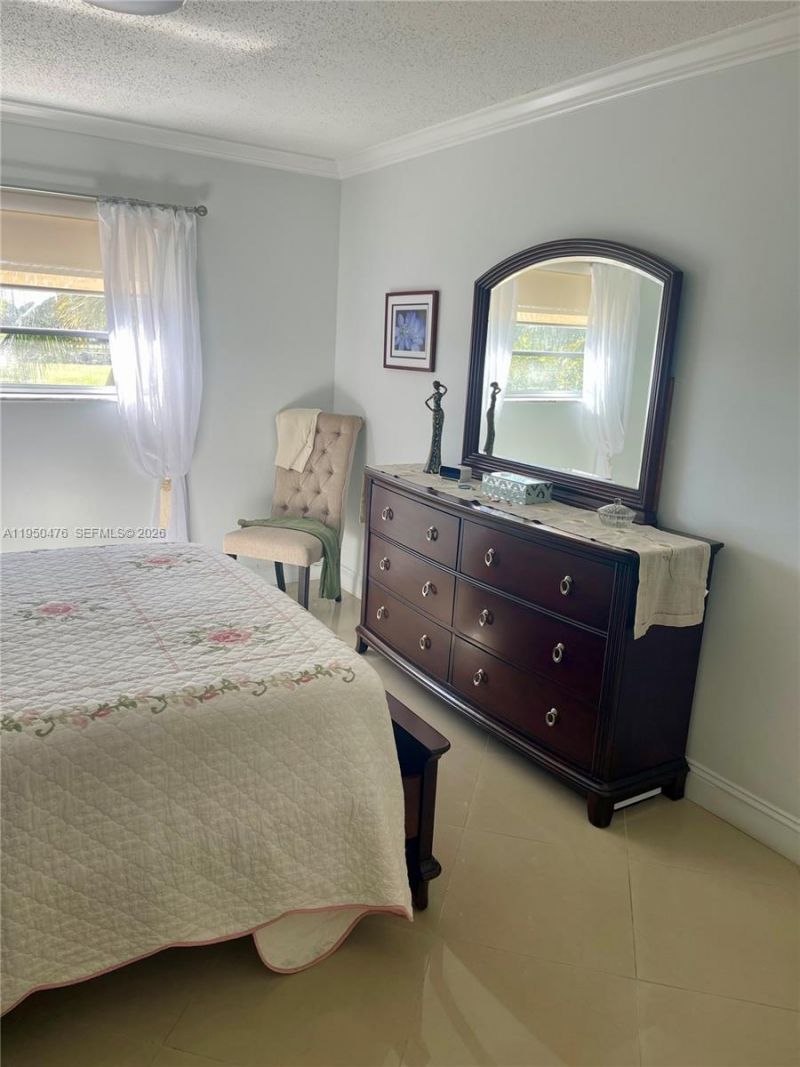 3940 NW 42nd Ave , Unit 319, Lauderdale Lakes, FL 33319 Photo