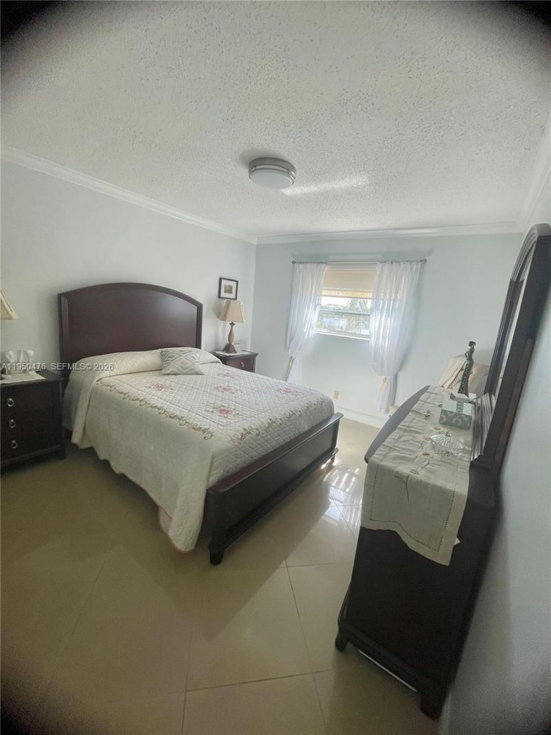 3940 NW 42nd Ave , Unit 319, Lauderdale Lakes, FL 33319 Photo