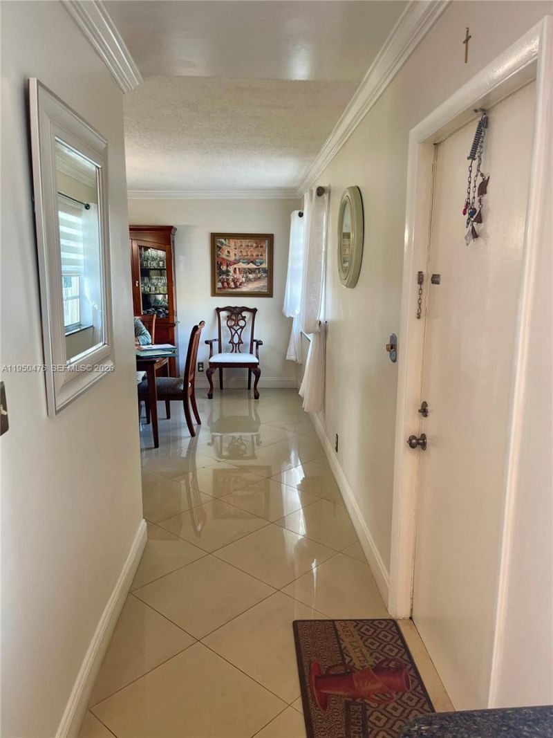 3940 NW 42nd Ave , Unit 319, Lauderdale Lakes, FL 33319 Photo