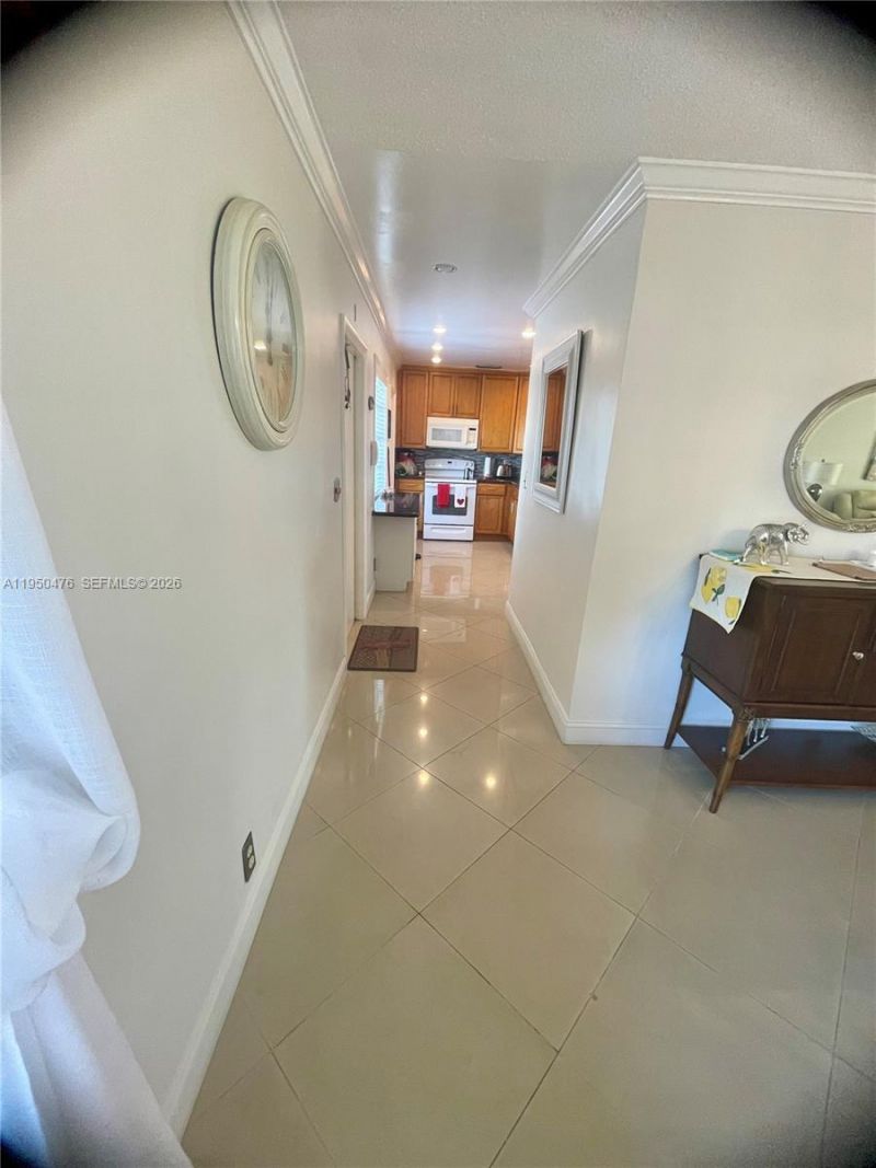 3940 NW 42nd Ave , Unit 319, Lauderdale Lakes, FL 33319 Photo