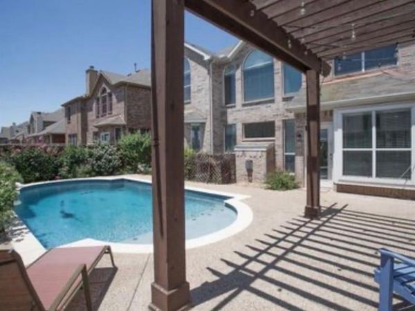 2828 Cedar Ridge Lane, Fort Worth, TX 76177