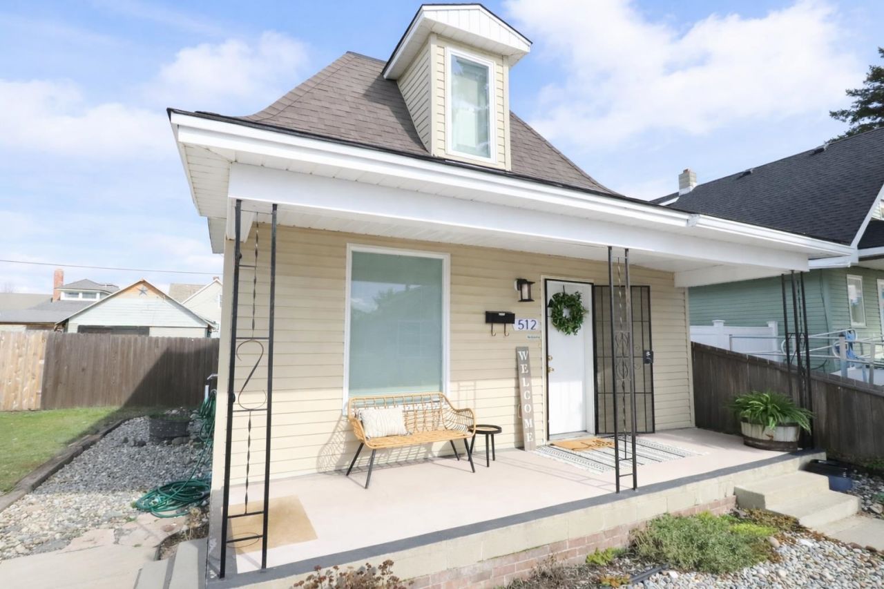 512 W Montgomery Ave, Spokane, WA 99205 Main Photo