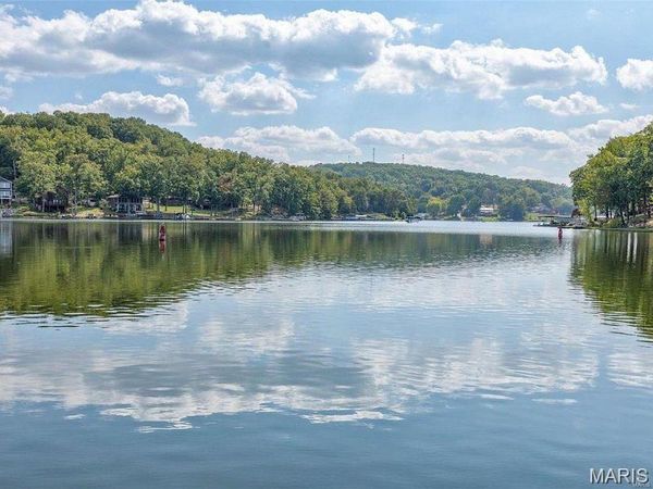 8875 Victoria Lane, French Village, MO 63036