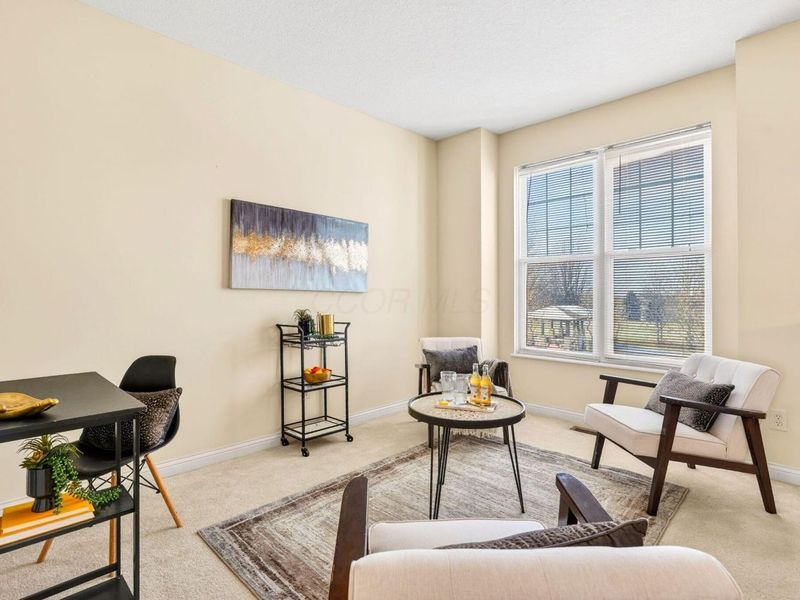 324 Benedetti Avenue, Columbus, OH 43213 Photo 4